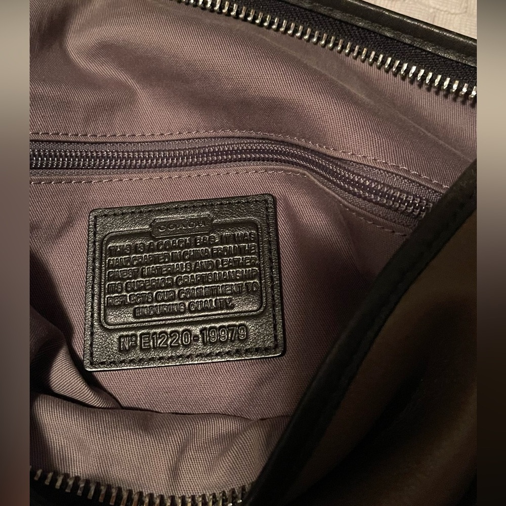 Coach Legacy Leather Bag - Gorgeous Colour Block Design No. E1220-19979 in EUC - Picture 14 of 16